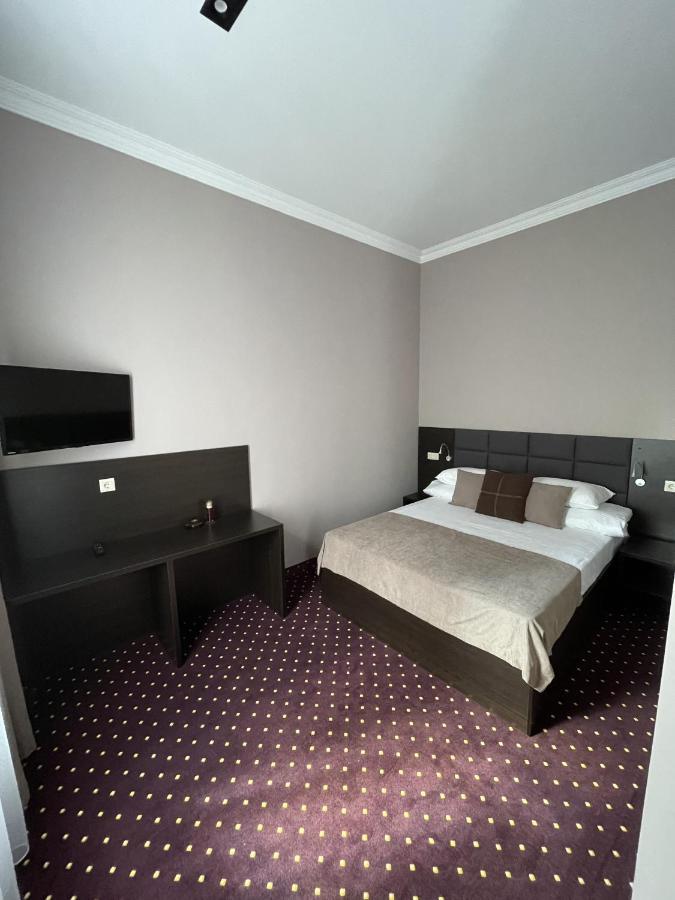 Aparthotel T&s *
